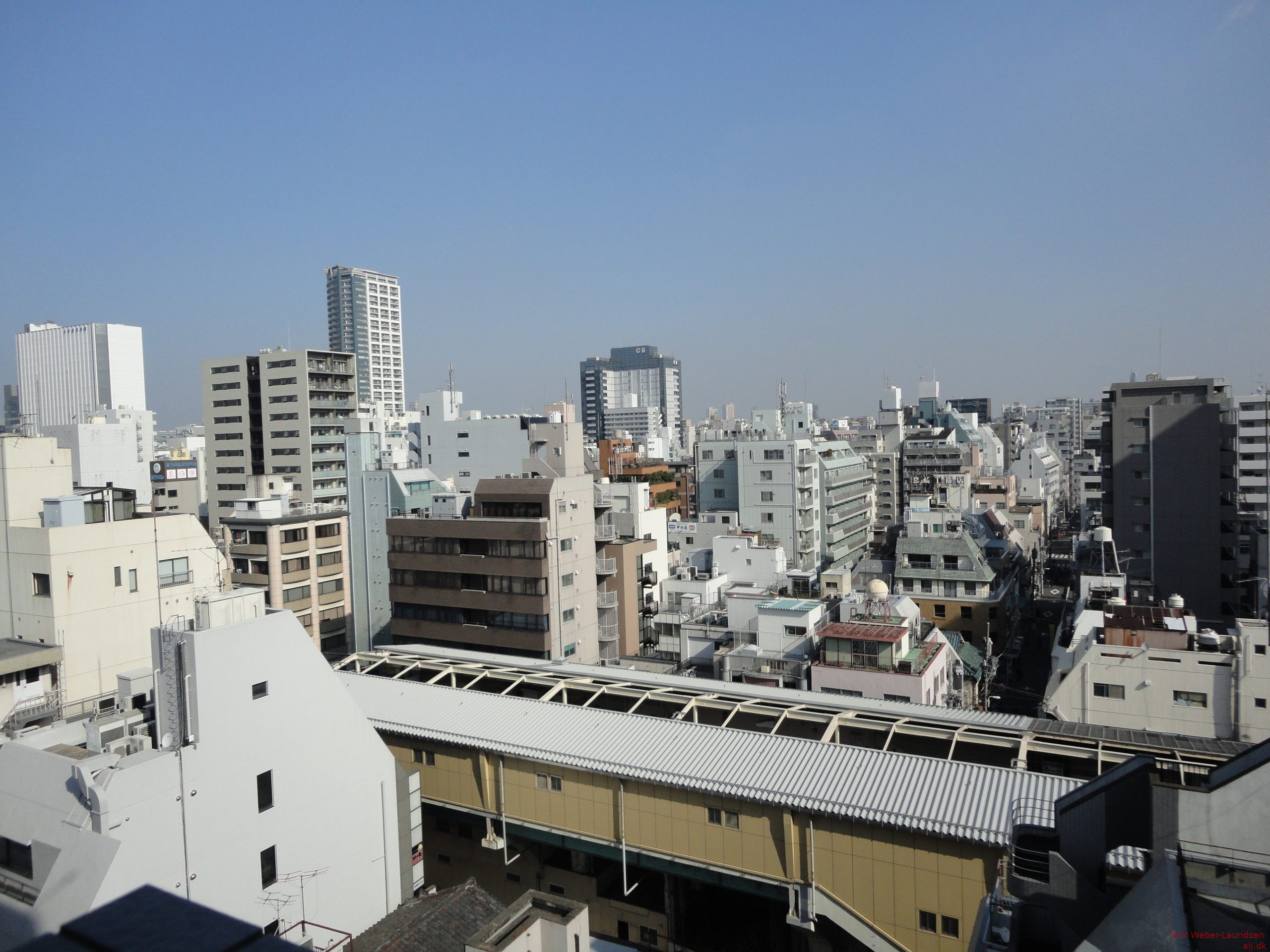 Omgivelserne til hotel i Asakusabashi, april 2015