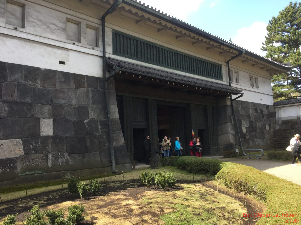 Indgang til Imperial Palace Gardens, Chiyoda, Tokyo, april 2015