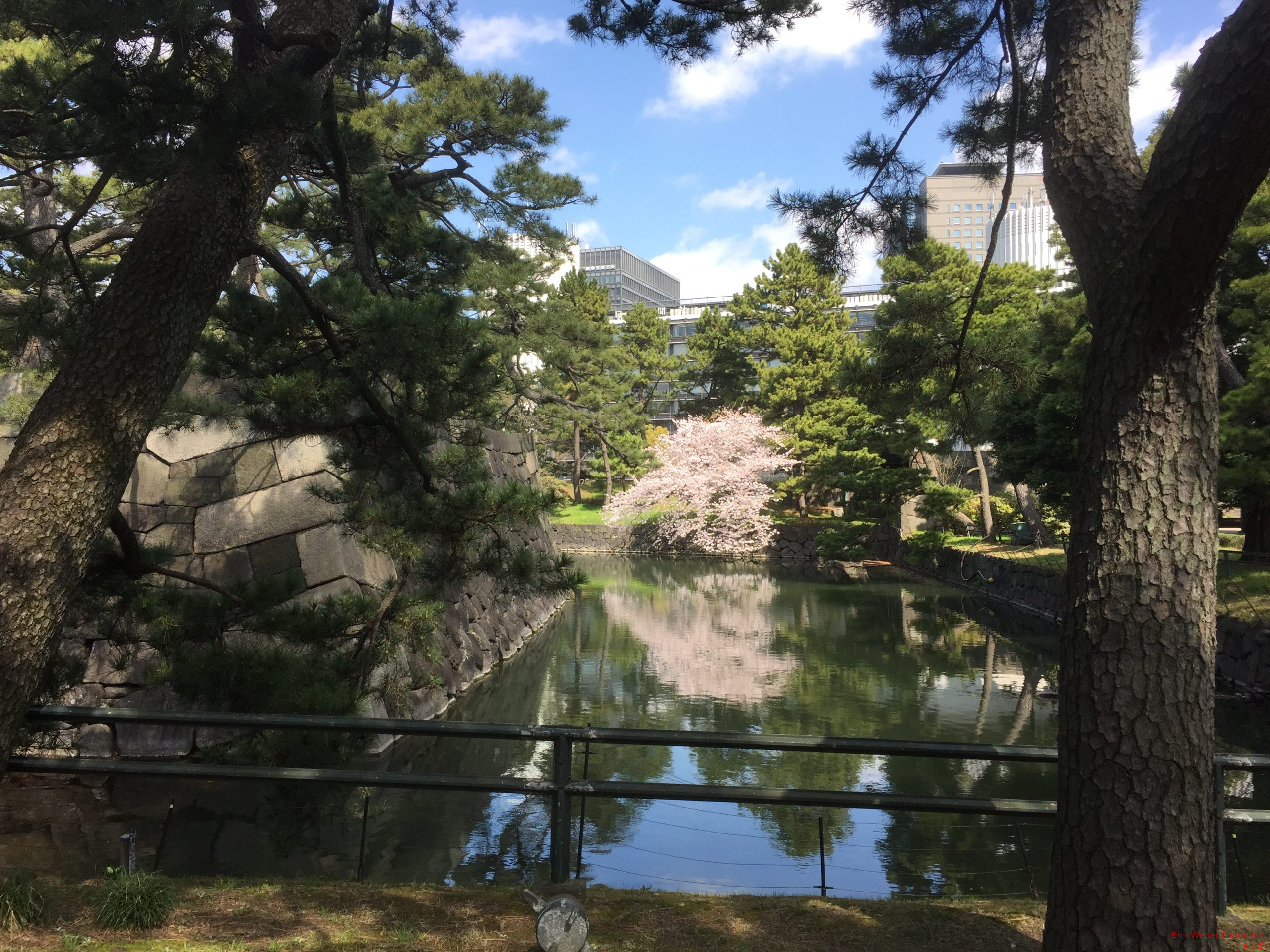 Indgang til Imperial Palace Gardens, Chiyoda, Tokyo, april 2015