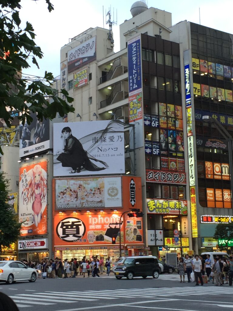Butikker i Akihabara, sommer 2016
